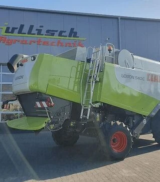 Зерноуборочный комбайн Claas Lexion 540C, 2005 г.в, 2755 м/ч, б/у