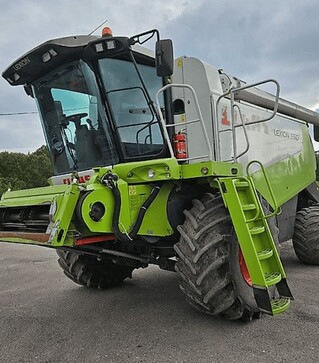 Зерноуборочный комбайн Claas Lexion 550, 2007 г.в, 2812 м/ч, б/у