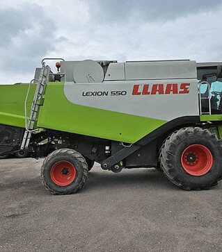 Зерноуборочный комбайн Claas Lexion 550, 2007 г.в, 2812 м/ч, б/у