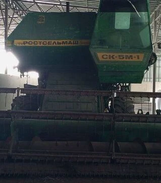 Зернозбиральний комбайн Rostselmash СК-5М-1, 2004 р.в, 5000 м/год, б/в