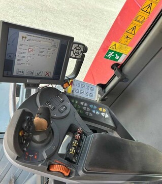 Зернозбиральний комбайн Massey Ferguson 7370, 2014 р.в, 3432 м/год, б/в