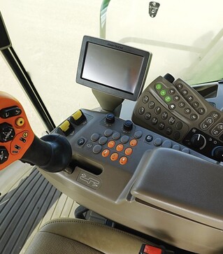 Зернозбиральний комбайн John Deere S680, 2015 р.в, 3015 м/год, б/в