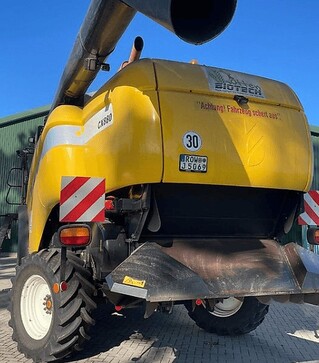 Зернозбиральний комбайн New Holland CX 880, 2005 р.в, 3045 м/год, б/в
