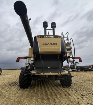 Зерноуборочный комбайн Claas Lexion 770TT, 2011 г.в, 2914 м/ч, б/у