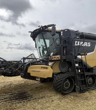 Зерноуборочный комбайн Claas Lexion 770TT, 2011 г.в, 2914 м/ч, б/у