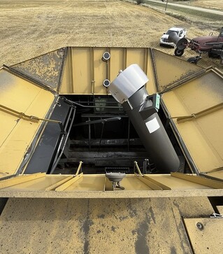 Зерноуборочный комбайн Claas Lexion 770TT, 2011 г.в, 2914 м/ч, б/у