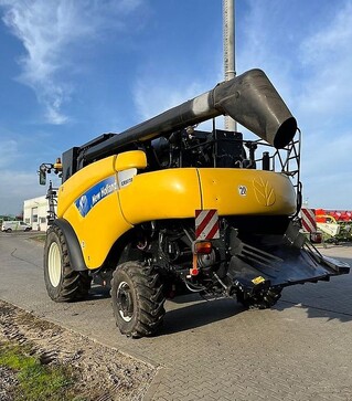 Зернозбиральний комбайн New Holland CR 9070, 2010 р.в, 4539 м/год, б/в