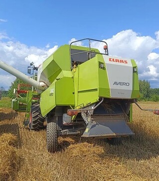 Зернозбиральний комбайн Claas Avero 240, 2017 р.в, 500 м/год, б/в