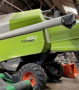 Зерноуборочный комбайн Claas Tucano 430, 2009 г.в, 2284 м/ч, б/у