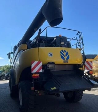 Зернозбиральний комбайн New Holland CR 9070, 2008 р.в, 3200 м/год, б/в