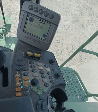 Зернозбиральний комбайн John Deere S 690i, 2016 р.в, 2125 м/год, б/в
