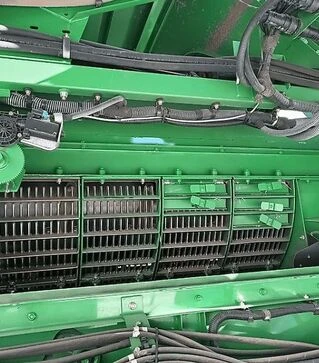Зернозбиральний комбайн John Deere S 690i, 2016 р.в, 2125 м/год, б/в