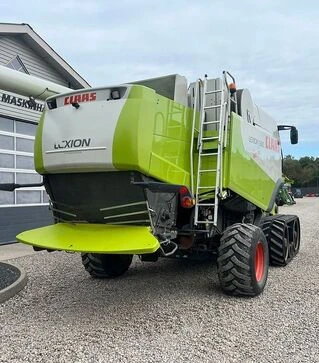 Зерноуборочный комбайн Claas Lexion 560, 2008 г.в, 3788 м/ч, б/у