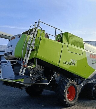 Зернозбиральний комбайн Claas Lexion 760TT, 2012 р.в, 1626 м/год, б/в