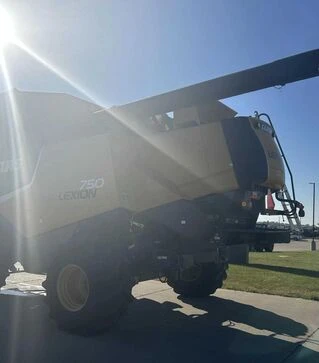Зернозбиральний комбайн Claas Lexion 750, 2013 р.в, 2320 м/год, б/в