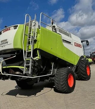 Зернозбиральний комбайн Claas Lexion 600, 2004 р.в, 5086 м/год, б/в