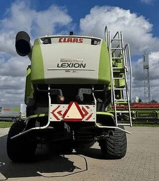 Зернозбиральний комбайн Claas Lexion 600, 2004 р.в, 5086 м/год, б/в