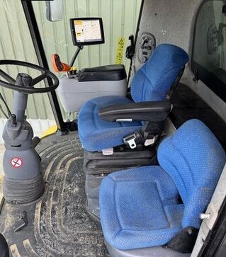 Зернозбиральний комбайн New Holland CR 9090, 2012 р.в, 3647 м/год, б/в