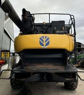 Зернозбиральний комбайн New Holland CR 9090, 2012 р.в, 3647 м/год, б/в