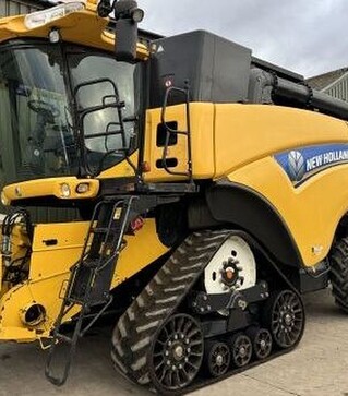 Зернозбиральний комбайн New Holland CR 9090, 2012 р.в, 3647 м/год, б/в