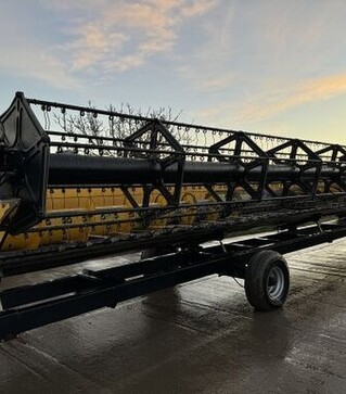 Зернозбиральний комбайн New Holland CR 9090, 2012 р.в, 3647 м/год, б/в
