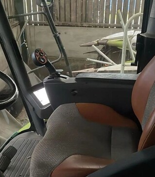 Зернозбиральний комбайн Claas Lexion 570TT, 2010 р.в, 2600 м/год, б/в