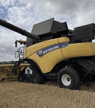 Зернозбиральний комбайн New Holland CR9090, 2012 р.в, 3647 м/год, б/в