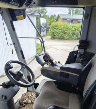 Зерноуборочный комбайн Claas Lexion 660, 2013 г.в, 3828 м/ч, б/у