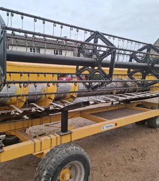 Зернозбиральний комбайн New Holland TC 5080, 2008 р.в, 2092 м/год, б/в