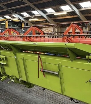 Зерноуборочный комбайн Claas Lexion 560 TT, 2008 г.в, 3791 м/ч, б/у