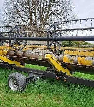 Зернозбиральний комбайн New Holland CX 720, 2003 р.в, 3300 м/год, б/в
