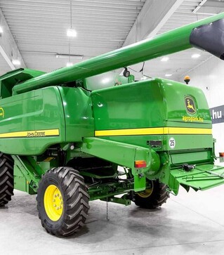 Зернозбиральний комбайн John Deere T660, 2011 р.в, 3679 м/год, б/в