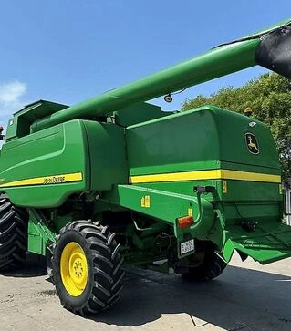 Зернозбиральний комбайн John Deere T660, 2010 р.в, 4542 м/год, б/в
