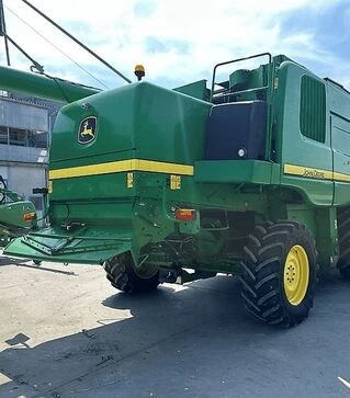 Зернозбиральний комбайн John Deere T660, 2010 р.в, 4542 м/год, б/в