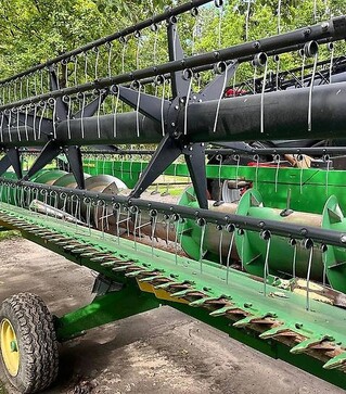 Зернозбиральний комбайн John Deere W 440, 2017 р.в, 1100 м/год, б/в