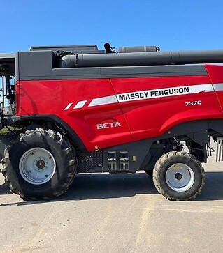Зернозбиральний комбайн Massey Ferguson 7370 Beta, 2014 р.в, 1395 м/год, б/в