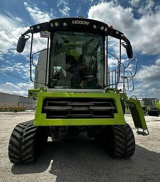 Зернозбиральний комбайн Claas Lexion 770TT, 2011 р.в, 2855 м/год, б/в