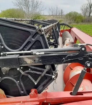 Зернозбиральний комбайн Case IH Axial-Flow 8230, 2013 р.в, 3398 м/год, б/в
