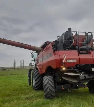 Зернозбиральний комбайн Case IH Axial-Flow 8230, 2013 р.в, 3398 м/год, б/в