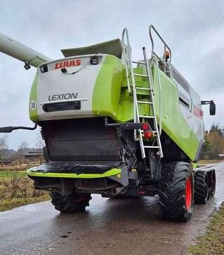 Зерноуборочный комбайн Claas Lexion 600, 2007 г.в, 2900 м/ч, б/у