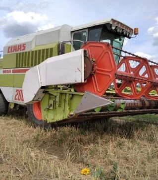 Зернозбиральний комбайн Claas Mega 208, 1994 р.в, 5000 м/год, б/в