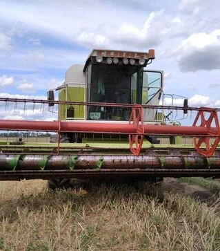 Зернозбиральний комбайн Claas Mega 208, 1994 р.в, 5000 м/год, б/в