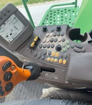 Зернозбиральний комбайн John Deere T660i, 2011 р.в, 2169 м/год, б/в