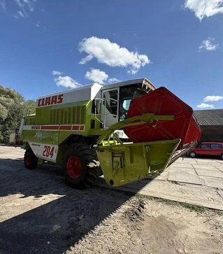 Зерноуборочный комбайн Claas Mega 204 Dominator, 1995 г.в, 4500 м/ч, б/у