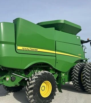 Зернозбиральний комбайн John Deere S670, 2014 р.в, 2542 м/год, б/в
