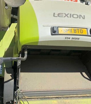 Зерноуборочный комбайн Claas Lexion 650, 2011 г.в, 2100 м/ч, б/у