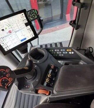 Зернозбиральний комбайн Massey Ferguson 7370 Beta, 2016 р.в, 2865 м/год, б/в