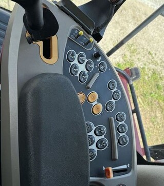 Зерноуборочный комбайн Case IH Axial-Flow 8230, 2014 г.в, 3850 м/ч, б/у