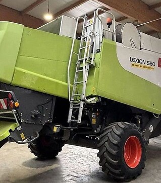 Зерноуборочный комбайн Claas Lexion 560, 2008 г.в, 5107 м/ч, б/у