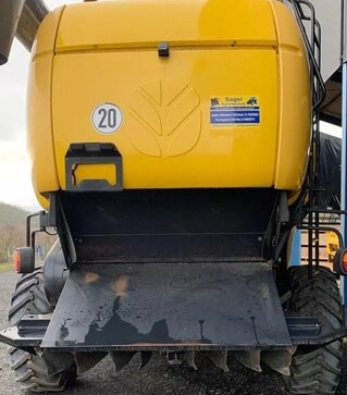 Зернозбиральний комбайн New Holland CX 780, 2002 р.в, 1950 м/год, б/в
